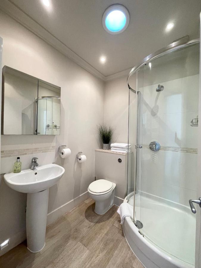 Victoria Maisonette Apartment London Exterior photo