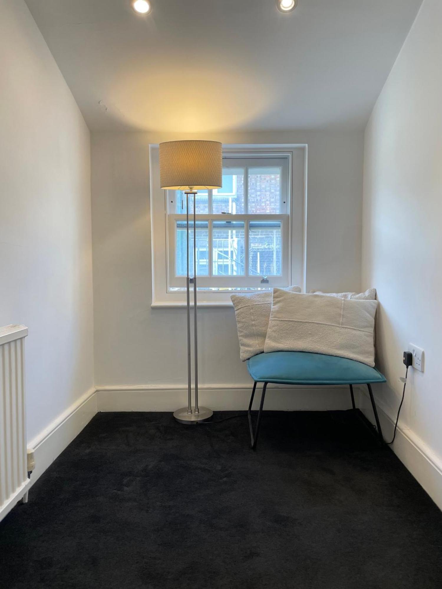 Victoria Maisonette Apartment London Exterior photo