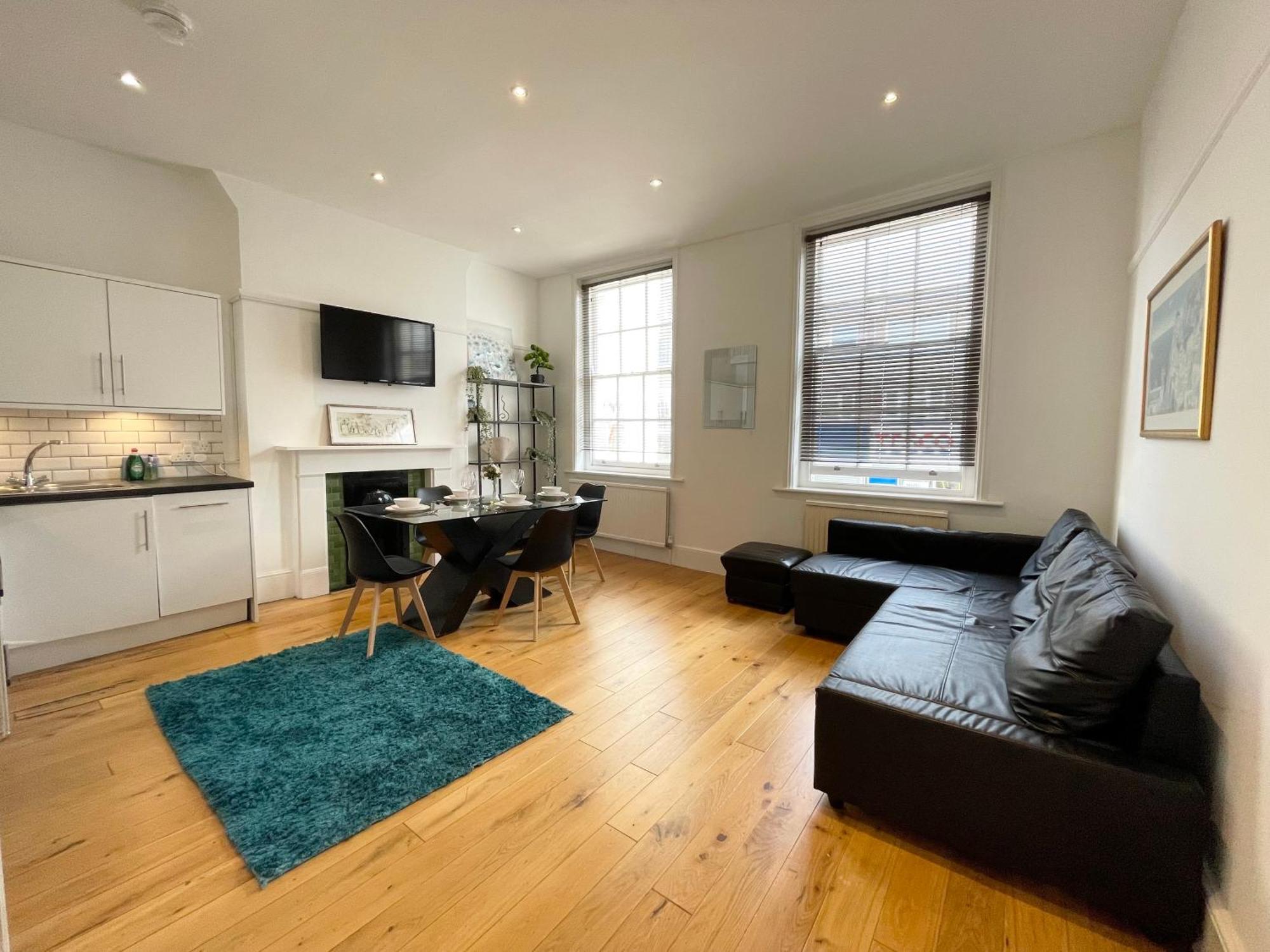 Victoria Maisonette Apartment London Exterior photo